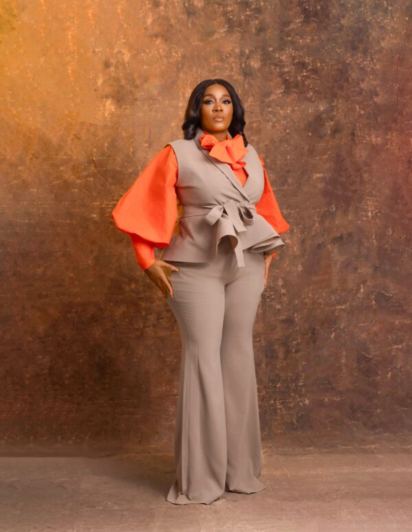 NONNISTICS BLOOMSY 2-PC PEPLUM SUIT IN NUDE